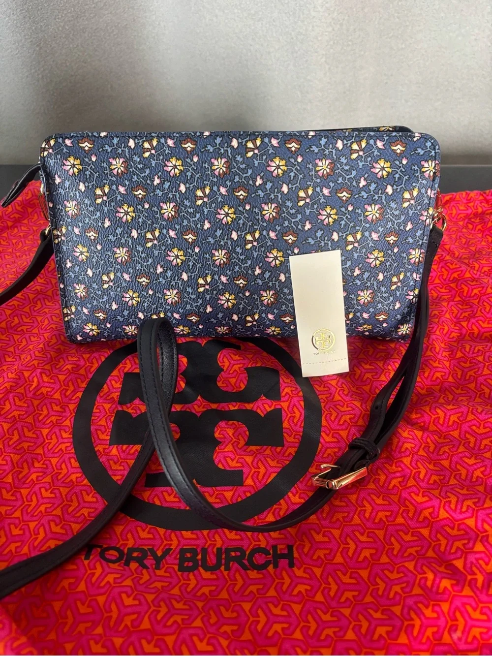 Authentic Tory Burch Kerrington blue floral Wallet Crossbody convertible clutch